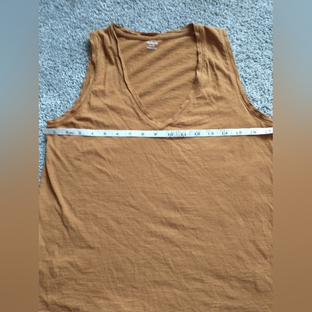 Madewell Women's Whisper Cotton V-Neck Tank - Picture 5 of 5